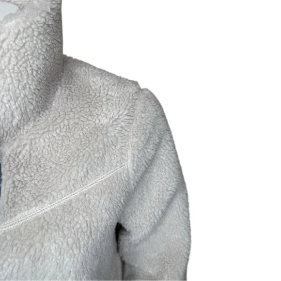 LL Bean Sherpa Fleece Jacket S Snap Front Pockets Lined Cream Gray - Picture 8 of 15